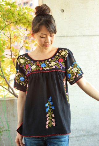 メキシコ刺繍、メキシコ雑貨と刺繍服の店ーリャマリャマ