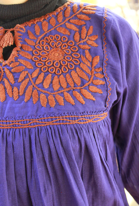 メキシコ刺繍チアパスアグアカテナンゴの刺繍お花ガーゼ生地