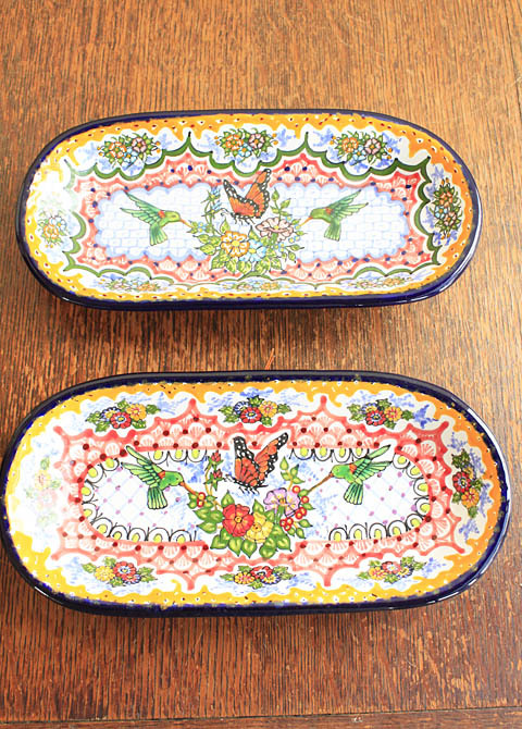 メキシコプエブラ州・陶器タラベラ焼きお皿 食器 ハチドリと花模様・飾り皿